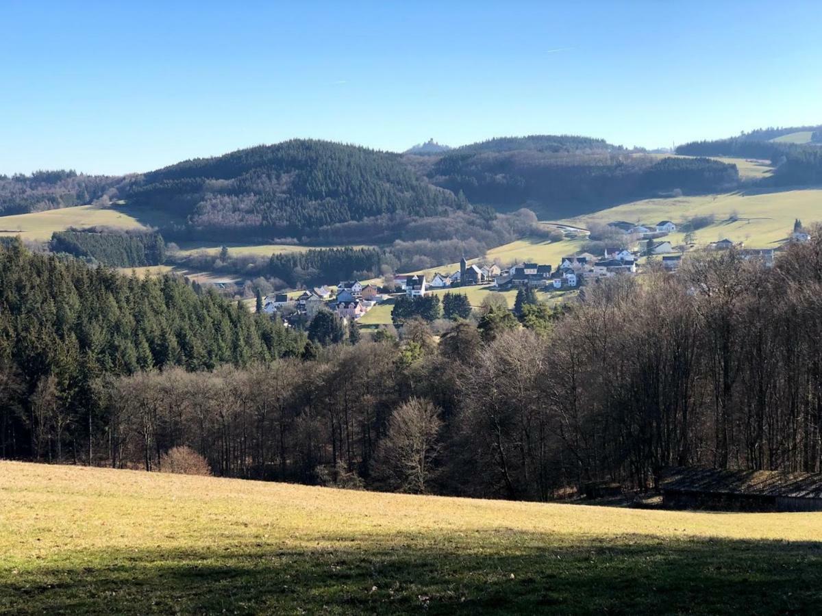 Hotel Garni Zum Adenauer Forst Wimbach Buitenkant foto